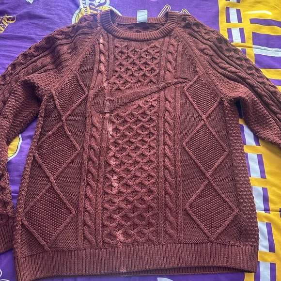 Nike Men's Brown Cable Knit Sweater - Picture 3 of 5